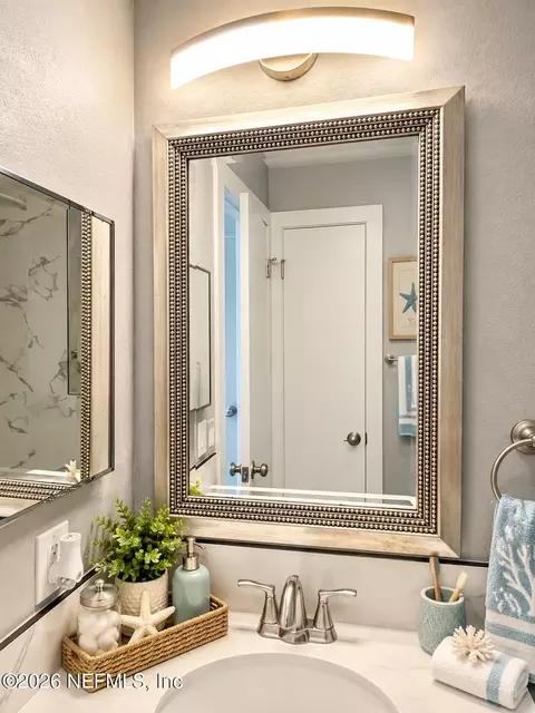 Bath - 650 W Pope Rd #207, Saint Augustine, FL 32080 photo 6 of 7