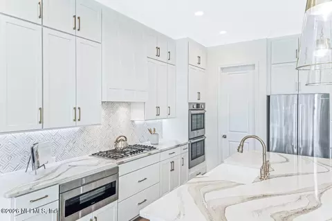 Kitchen - 36 Arbor Creek Dr, Saint Augustine, FL 32092 photo 1 of 5