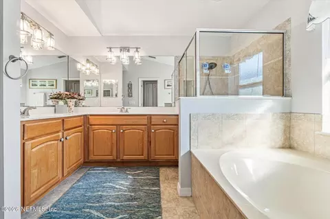 Bath - 937 Mirror Lake Dr, Saint Augustine, FL 32086 photo 2 of 6