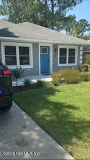 28 Pine Croft Ln, Palm Coast, FL 32164