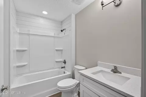 Bath - 75084 Parrish Rd, Yulee, FL 32097 photo 1 of 2