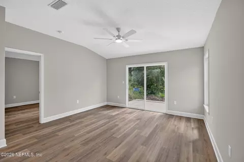 Living - 75084 Parrish Rd, Yulee, FL 32097 photo 1 of 2