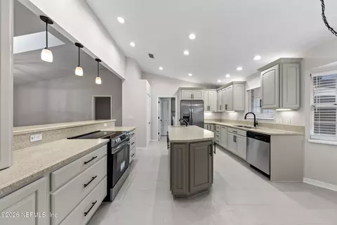 Kitchen - 3205 Turtle Creek Rd, Saint Augustine, FL 32086 photo 2 of 6