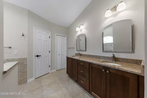 Bath - 3205 Turtle Creek Rd, Saint Augustine, FL 32086 photo 2 of 5