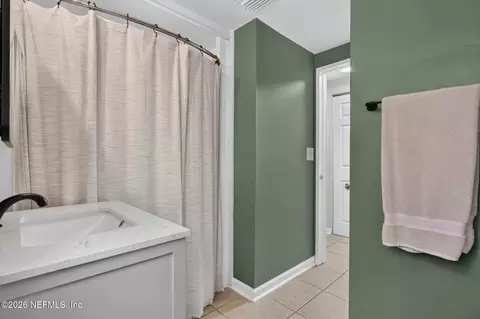 Bath - 175 Phoenetia Dr, Saint Augustine, FL 32086 photo 2 of 2