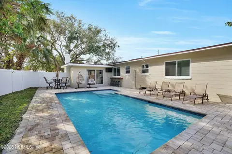 Exterior - 101 Carver St W, Saint Augustine, FL 32080 photo 7 of 9
