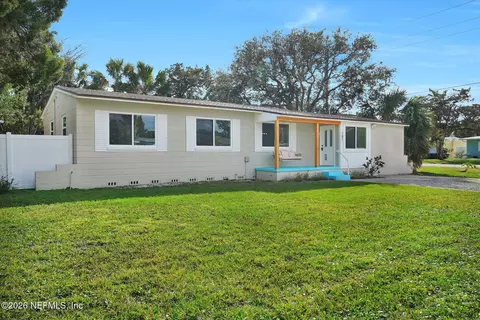 Exterior - 101 Carver St W, Saint Augustine, FL 32080 photo 2 of 9