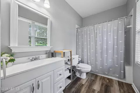 Bath - 974 Mapleton Ter, Jacksonville, FL 32207 photo 6 of 6