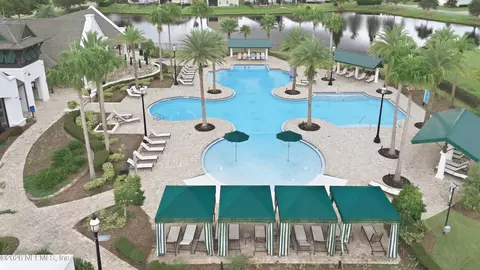Exterior - 10 Montserrat Dr, Saint Augustine, FL 32092 photo 2 of 5