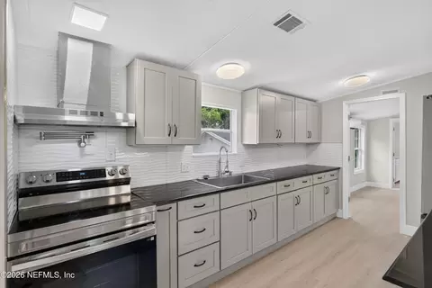 4565 Appleton Ave, Jacksonville, FL 32210 photo 12