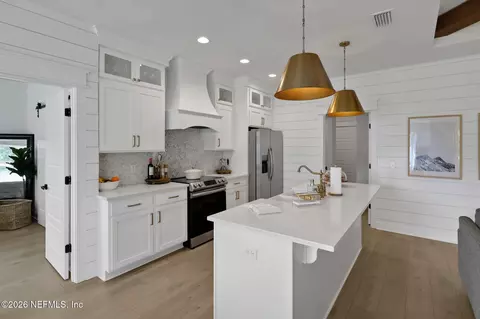 Kitchen - 4369 Wolfe Dr, Macclenny, FL 32063 photo 6 of 7
