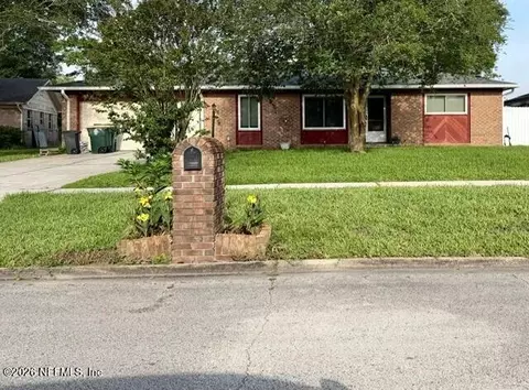 9164 Tottenham Ct, Jacksonville, FL 32257