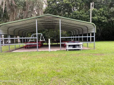 204 Paradise Blvd, Georgetown, FL 32139 photo 10