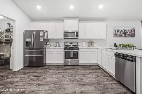 Kitchen - 104 Logrono Ct, Saint Augustine, FL 32084 photo 3 of 4