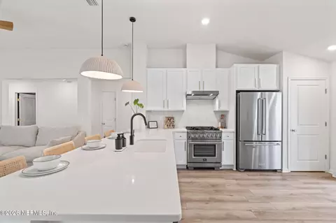 Kitchen - 80 Boulder Ln, Saint Johns, FL 32259 photo 3 of 6
