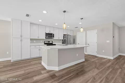 Kitchen - 331 Meadow Ridge Dr, Saint Augustine, FL 32092 photo 3 of 4