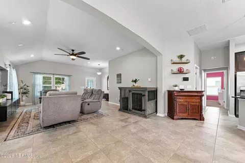 Entry Way - 84 Ferris Dr, Saint Augustine, FL 32084 photo 2 of 2