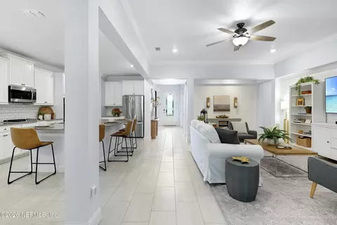 Entry Way - 375 Latrobe Ave, Saint Augustine, FL 32095 photo 4 of 8