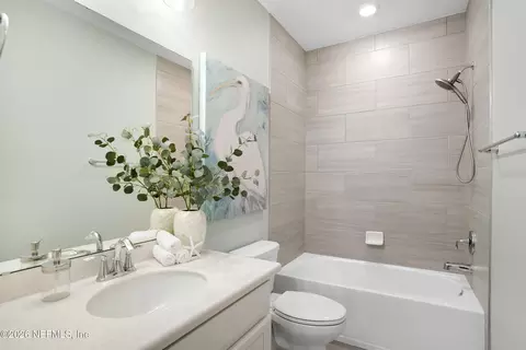 Bath - 375 Latrobe Ave, Saint Augustine, FL 32095 photo 3 of 5