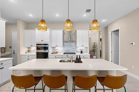 Kitchen - 155 Blackbird Ln, Saint Augustine, FL 32092 photo 4 of 8
