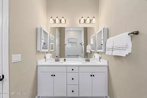 Bath - 155 Blackbird Ln, Saint Augustine, FL 32092 photo 1 of 5