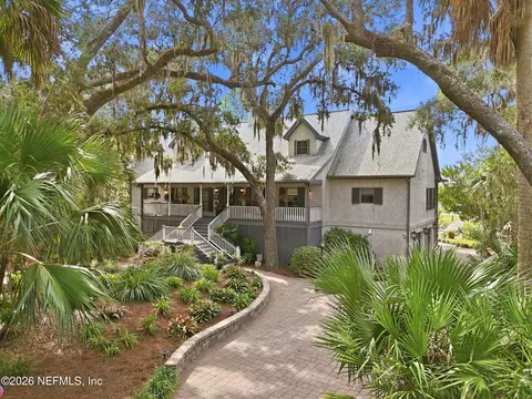 98137 Little Piney Island Pt, Fernandina Beach, FL 32034