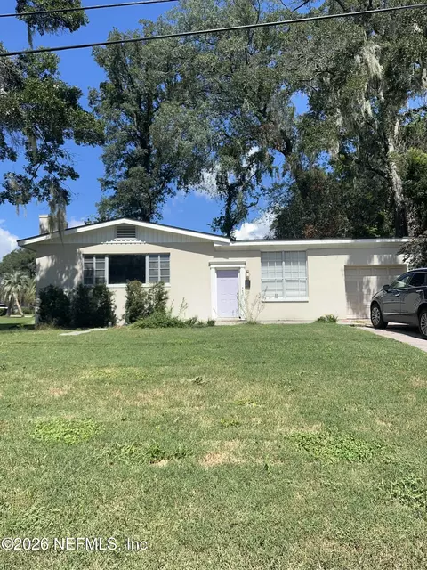 2443 Mercer Cir S, Jacksonville, FL 32217