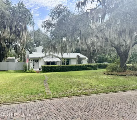 730 St Johns Ave, Green Cove Springs, FL 32043
