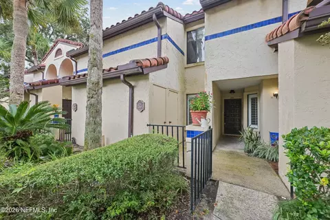 3809 Lavista Cir #210, Jacksonville, FL 32217