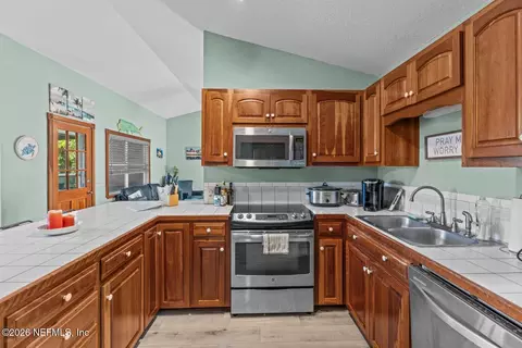 Kitchen - 5331 4th St, Saint Augustine, FL 32080 photo 2 of 3