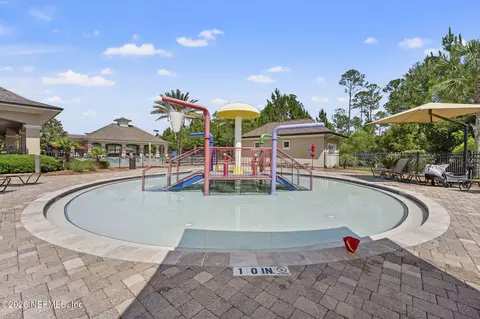 Exterior - 66012 Edgewater Dr, Yulee, FL 32097 photo 7 of 8