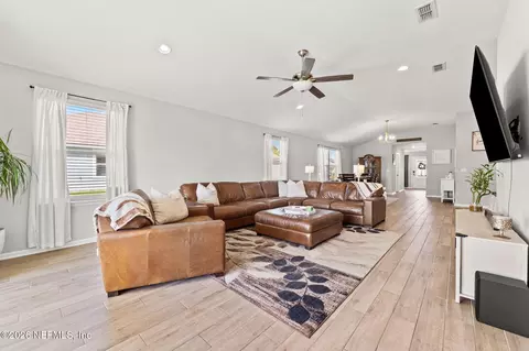 Other - 66012 Edgewater Dr, Yulee, FL 32097 photo 2 of 8