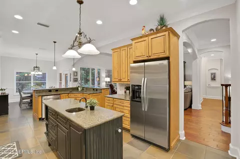Kitchen - 696 Frederic Dr, Fleming Island, FL 32003 photo 7 of 10