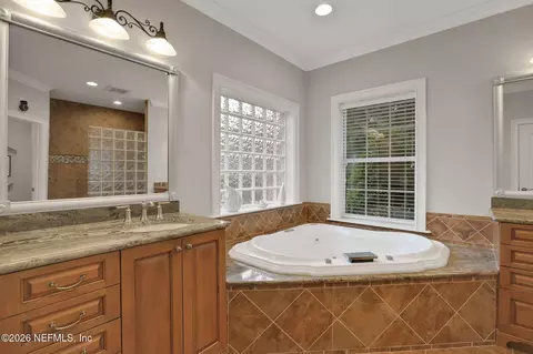 Bath - 696 Frederic Dr, Fleming Island, FL 32003 photo 5 of 9