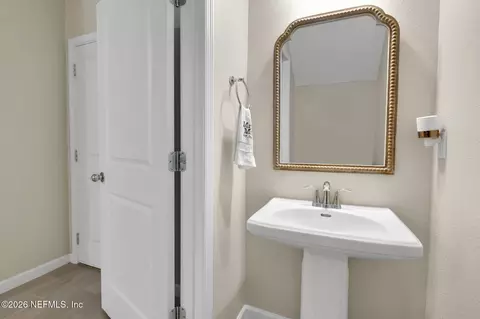 Entry Way - 30 Carmella Ct, Saint Augustine, FL 32092 photo 3 of 6