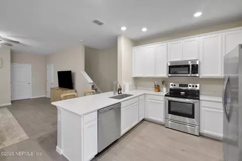 Kitchen - 30 Carmella Ct, Saint Augustine, FL 32092 photo 4 of 4
