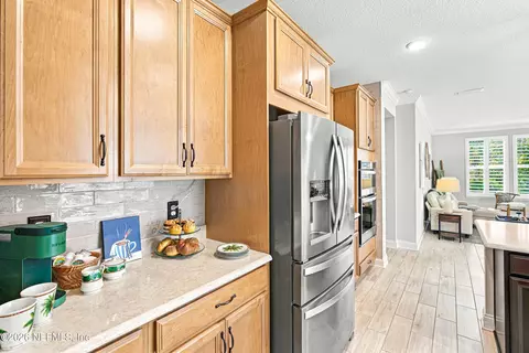 Kitchen - 106 Key Grass Ct, Saint Johns, FL 32259 photo 6 of 7