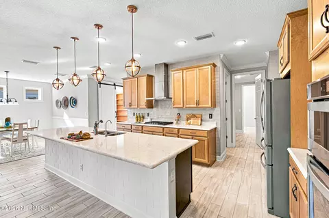 Kitchen - 106 Key Grass Ct, Saint Johns, FL 32259 photo 3 of 7