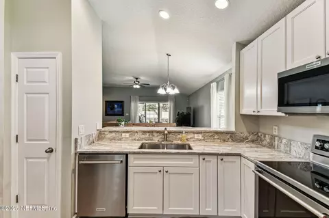 Kitchen - 129 Pine Arbor Cir, Saint Augustine, FL 32084 photo 2 of 6