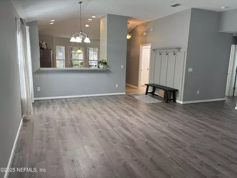 Living - 129 Pine Arbor Cir, Saint Augustine, FL 32084 photo 2 of 4
