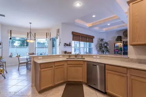 Kitchen - 4 Eagle Pl, Palm Coast, FL 32164 photo 5 of 5