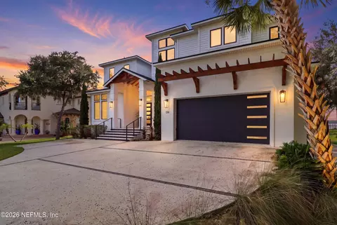 Exterior - 120 Grand Oaks Dr, Saint Augustine, FL 32080 photo 2 of 16