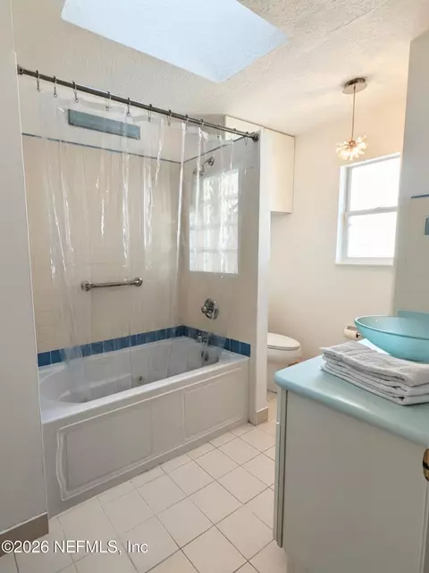 Bath - 104 D St, Saint Augustine, FL 32080 photo 1 of 6