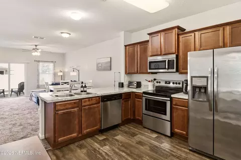 Kitchen - 256 Whitland Way, Saint Augustine, FL 32086 photo 3 of 4