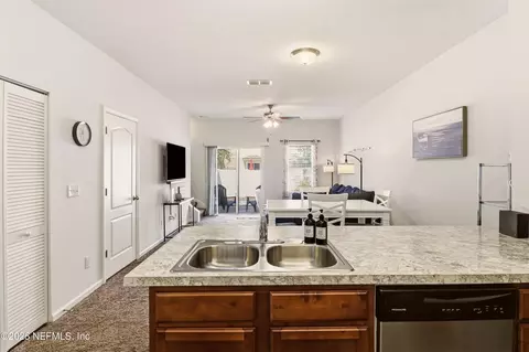 Kitchen - 256 Whitland Way, Saint Augustine, FL 32086 photo 4 of 4