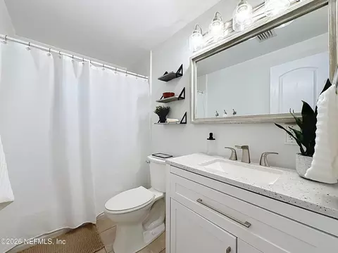 Bath - 2490 Spokane Ave E, Jacksonville, FL 32233 photo 1 of 3