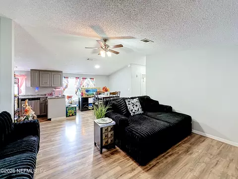 207 Himalayan St, Interlachen, FL 32148 photo 7