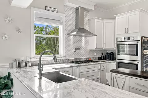 Kitchen - 500 Turnberry Ln, Saint Augustine, FL 32080 photo 7 of 9