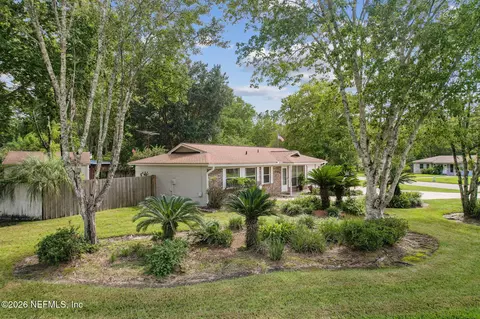 Exterior - 137 Mango Ct, Middleburg, FL 32068 photo 1 of 10