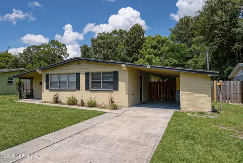 8067 Santillo Dr, Jacksonville, FL 32217
